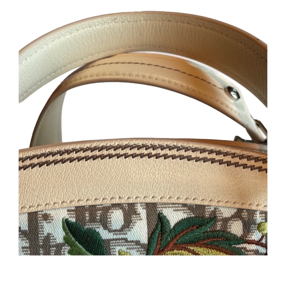 CHRISTIAN DIOR Diorissmo canvas handbag with floral embellishment, Never used - Picture 4 of 16